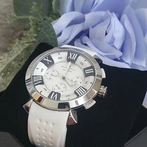 Elegant Silver and White Men's Watch